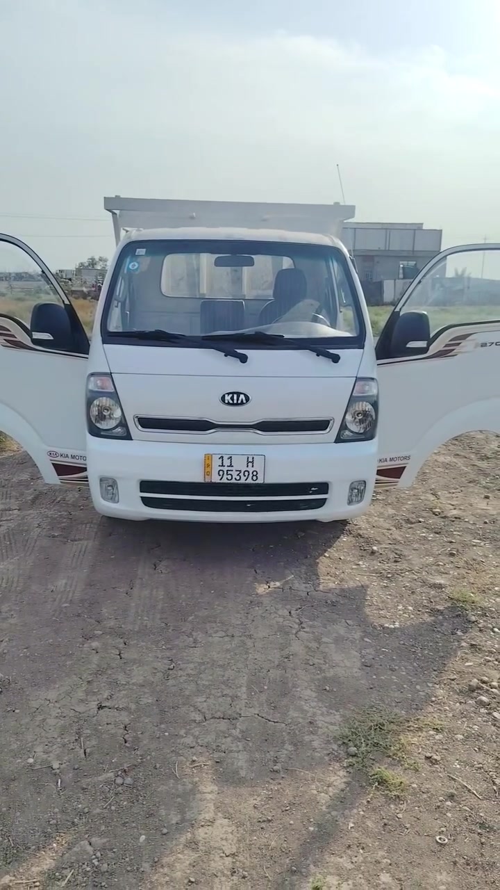 شاحنة • ماكو وصف