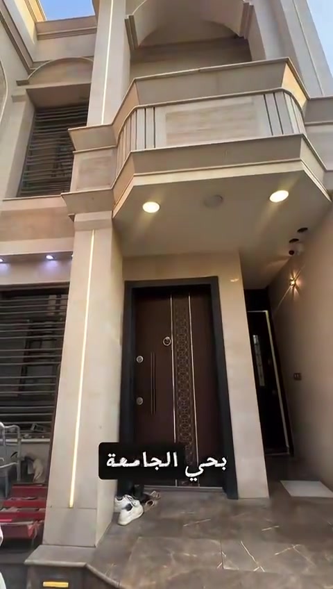 بيت للايجار • ١٠٠م بناء • حديقة ١٠٠م