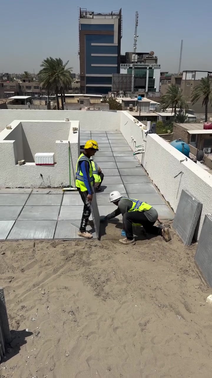 الهندسة ليست خطوطًا تُرسم على الورق…
بل مسؤولية تُترجم إلى واقعٍ يصمد أمام الزمن.

كل مشروع يبدأ بفكرة…
لكن ما يميّز المشاريع العظيمة هو العلم الذي يقودها، والدقة التي تُنفذها، والإخلاص الذي يحميها.

نحن لا ننشئ مباني فحسب…
بل نصنع قيمةً معمارية وهندسية تُولد من التخطيط الذكي، والدراسة الدقيقة، والتنفيذ المتقن.

نؤمن أن:
• الأساسات هي أساس الثقة.
• التفاصيل الصغيرة هي التي تصنع الفخامة.
• والجودة ليست خيارًا… بل معيارًا لا نقبل التنازل عنه.

كل متر نبنيه يحمل توقيعًا هندسيًا يليق باسمنا.
وكل مشروع نسلمه هو انعكاسٌ لشغفنا قبل أن يكون إنجازًا.

قد يستطيع الكثيرون أن يشيدوا الجدران…
لكن القليل فقط يستطيع أن يبني مشروعًا يبقى شاهدًا على الإبداع والإتقان لعقود.

نحن لا ننافس في عدد المشاريع…
بل ننافس في جودة الأثر الذي نتركه خلف كل مشروع.

🏗️ لأن البناء الحقيقي لا يُقاس بارتفاعه…
بل بقوة أساسه، ودقة تفاصيله، وجمال تصميمه، واستمراره عبر السنين.

الإتقان هو الحد الأدنى لما نقدمه… أما التميّز فهو الوعد الذي نلتزم به في كل مشروع.

أخوكم المهندس وسام 🌹

📞 ***********
📞 ***********

#مقاولات #هندسة #بناء #تشطيبات #تنفيذ #واجهات #ديكور #تصميم_معماري #إدارة_المشاريع #جودة #العراق #أربيل
