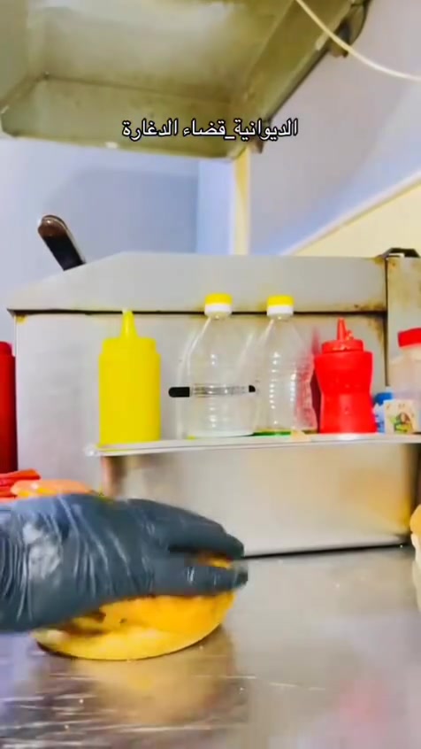 🍔 بيروتي جكن Beiruti chicken 
للأكلات السريعة
متوفر لديهم 🍕 بيتزا
🍕  ريزو
🌯 شاورما
🥙 صاج كريسبي
🍗 كنتاكي
🍔 برگر
📍 العنوان: قضاء الدغارة – الصوب الصغير – مقابل فيكسومار
🛵 التوصيل مجانًا داخل قضاء الدغارة
🛵 قضاء سومر: 1000 دينار فقط
📞 للطلب والتواصل:
***********
