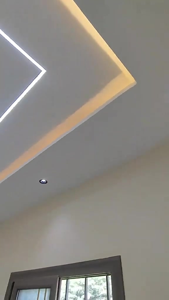 مقتطف صغير من عملي🏰💙

ديكورات_جبس_بورد 

للآستفسار اتصل  📞

‭***********
