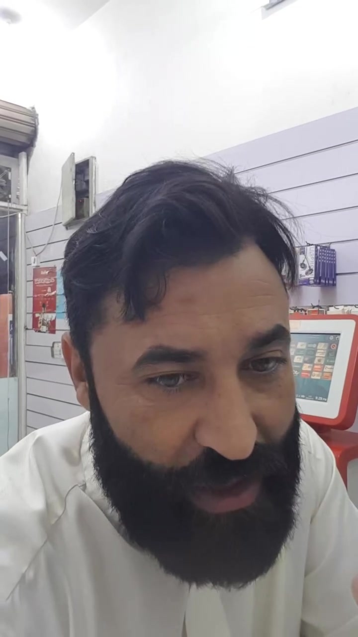 العنوان المحطه مقابل النافوره
الوطني للهاتف النقال 
حياكم الله 
م ***********
