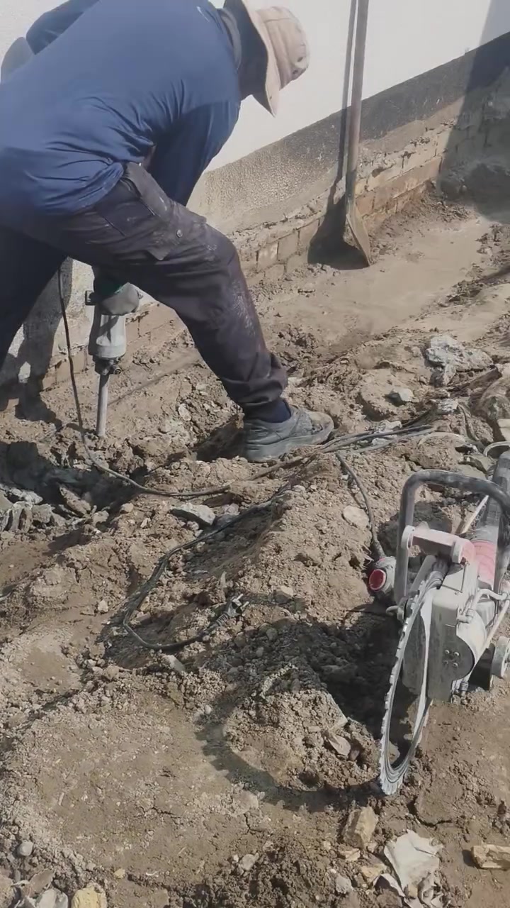 منو محتاج عمال كباله كادر كامل تصعيد او اثاث أو تفليش وغيرها من شغلات حره يتصل *********** نطلعله يوم او باجر متفرغين بجميع مناطق بغداد وبكاني شعله. ادمن وافق احنه على باب الله ونريد نعيش وهذه جزه من شغلنه
