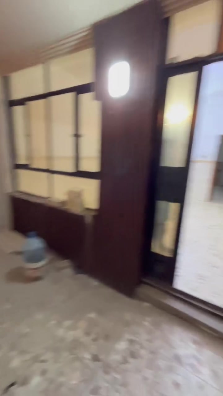دار للايجار نزال سليم مساحه ١٠٠م يتكون من طرمه وصاله ومطبخ كبير وحمامات وغرفتين ايجاره ٤٥٠ الف 
للاستفسار ***********
