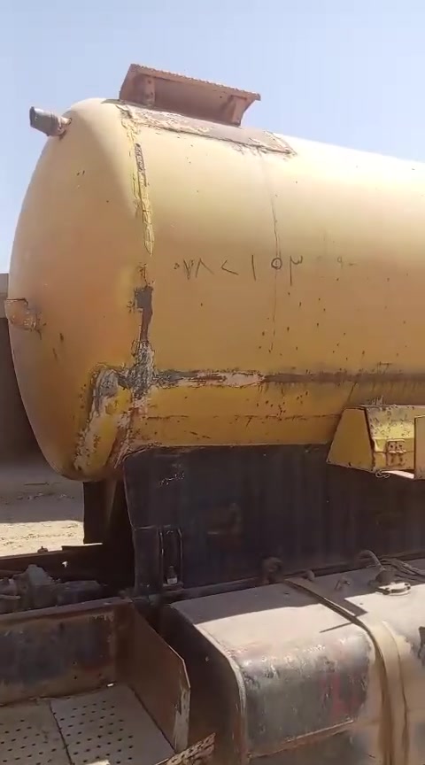 هينو موديل ٨٢ تايرات نضيف محرك جيد وكير واكسل جيد رقم بغداد سنويه عضم عاج لوحتين ٨ طن بين يوم ويوم حصه كاز قماره موجوده نضيفه رقم الهاتف ***********
عنوان مشاهده قرب جامع الخضر هاتف اخر ***********
السعر 4مليون الا ربع يعني ٣٧٥٠
