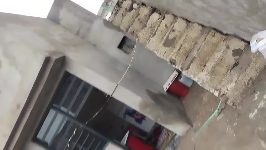 بيت للبيع مقابل التأميم النزلة الثانية شارع الحسينية مساحتة ١٦٠ متر واجهة ١٠م ونزال ١٦م كامل يحتاج فقط كاشي
بي ثنين غرف نوم
استقبال
صالة
مطبخ
ترك خلف البيت
للتفاصيل اتصل على الرقم ***********
بيت للبيع مقابل التأميم النزلة الثانية شارع الحسينية مساحتة ١٦٠ متر واجهة ١٠م ونزال ١٦م كامل يحتاج فقط كاشي
