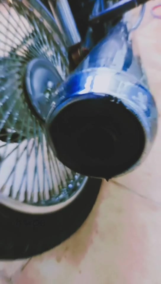 فول الفول وسعر بلاش
4 كير محرك انشط منل غزاله ما بيها نقص برغي سعر ٣٠٠الف فقط 
تصال ***********

نص مكتوب في الصور:
- hope
