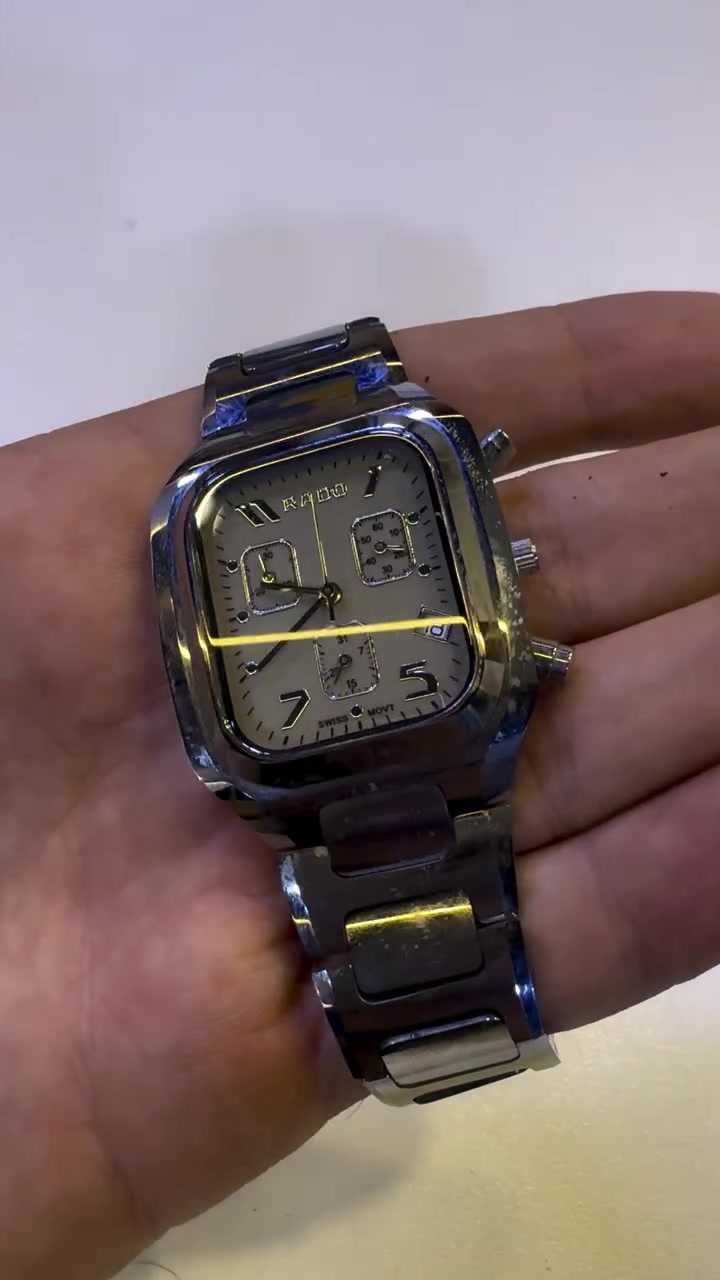 ⌚ RADO Jubile للبيع — جديدة
ساعة رادو جديدة غير مستعملة
تصميم أنيق ومميز + كرونوغراف + تاريخ
💎 Sapphire Crystal
⚙️ Swiss Movt
🔩 Tungsten Steel
رقم الموديل: 180.0286.5

ساعة راقية وتستاهل لهواة الرادو والساعات المميزة

📍 البصرة
💰 السعر: 300$
📩 للاستفسار ***********
