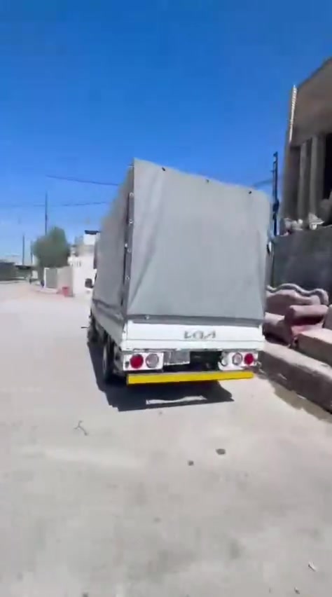 السلام عليكم دار للبيع 180 متر عل شارع طابقين زراعي سند 25 كافت خدمات بغداد الكمالية المعوقين كاع ابو رشاد ***********
