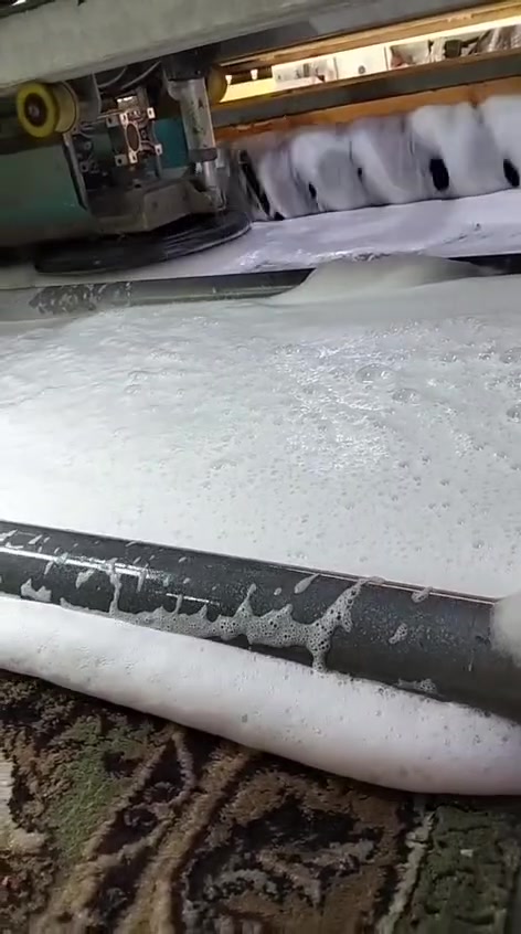 فرشة تركية أصلية الحجم ٧ *5 مغسولة مجيسة كامل جديدة استخدام سنتين فقط،السعر ١٢٥ مجال بسيط جدا كركوك نهايه شارع القدس الرقم ***********
