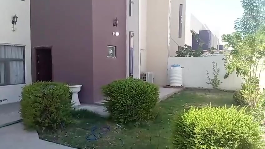 ٠٠رهن 
٠للرهن دار مساحة 300.متر طابقين 4 غرف نوم 
 النجف  مجمع الأميرات الاول جاهز للسكن مباشر 
للأستفسار اتصل *********** مكتب الامراء
