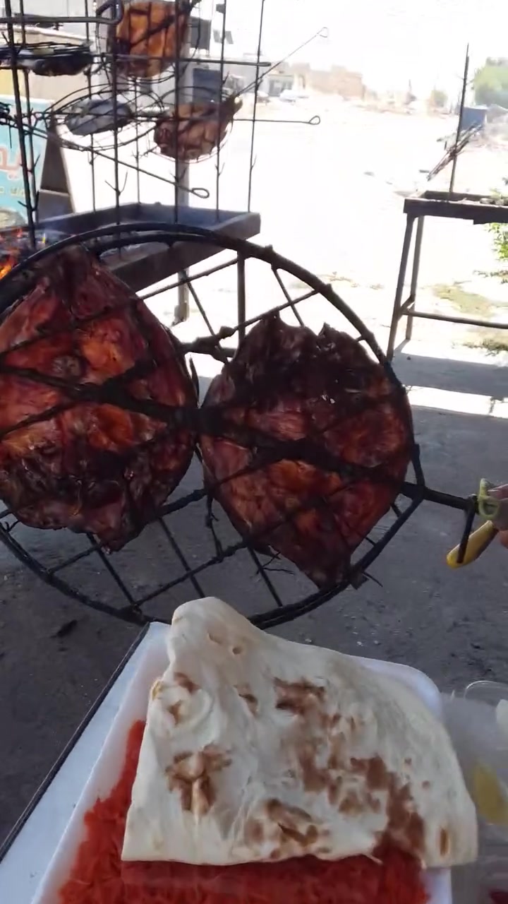 ابو جنه الزغير
🐠عروض 🔴يمنه وبس🐟 والطعم هو الافضل🤺
🐬كيلو مع تمن ومقبلات بطل لبن خبزه ١٠ الف🟠
🐋كيلو ونص تمن مقبلات خبزه لبن ١٥ الف🔵
🐳كيلوين تمن مقبلات لبن كبير خبز 
٢٠ الف🔴***********
