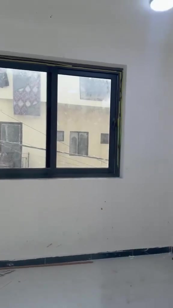 شقة غرفتين نوم 💤 وصاله خدمات طابق ثاني مصعد 24ساعه للتواصل *********** عنوان الاعظمية شارع جرداغ
