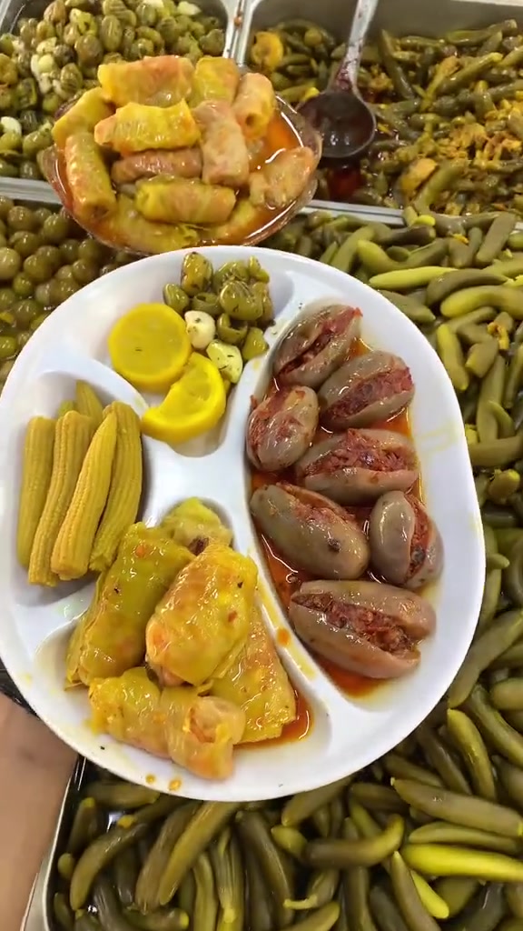 اهلاً وسهلاً بكم في طرشي البرهان
توفر جميع انواع الطرشي العراقي
العنوان/شارع ابو مهدي المهندس/مجاور معجنات اصايل حلب
يوجد توصيل لجميع مناطق النعمانيه
***********
