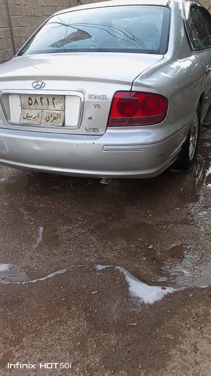 سلام عليكم 
سيارة سوناته 
موديل2002
سيارة كير مكينه مقفولة
سيارة  مصبوغة جمالي 
سيارة بيها ضربة بل ورة بصندوك 
تبريد تدفئة كلها شغال 
كهربائيتها كلها شغاله 
صدر امامي خلفي مفول
سنوية صاقطة 12 سنه 
ما عليها غرامات مرورية 
رقم: ***********
سعر: 6 وبي مجال
