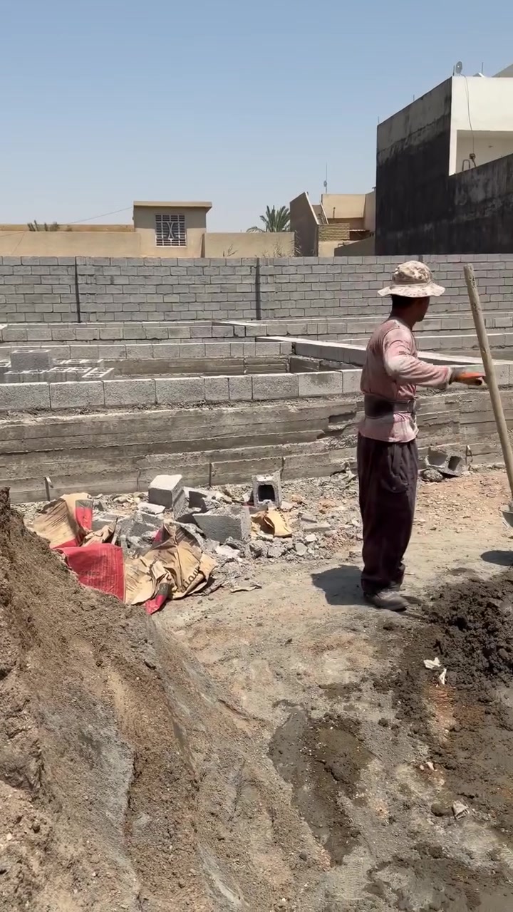 الحمد لله بفضل الله يتم اليوم بتاريخ 2026/7/29 اكمال 
بيت الاخ جاسم في قضاء الخالص منطقة الشرقية
نسأل الله التوفيق في اكمال باقي مراحل المشروع بنفس الجودة والاتقان . 
مكتب الروان للمقاولات العامة نبني الثقة قبل ان نبني الدار ..
للتواصل على الرقم : ***********
العنوان : ديالى الخالص مقابل جامع الخالص الكبير.

