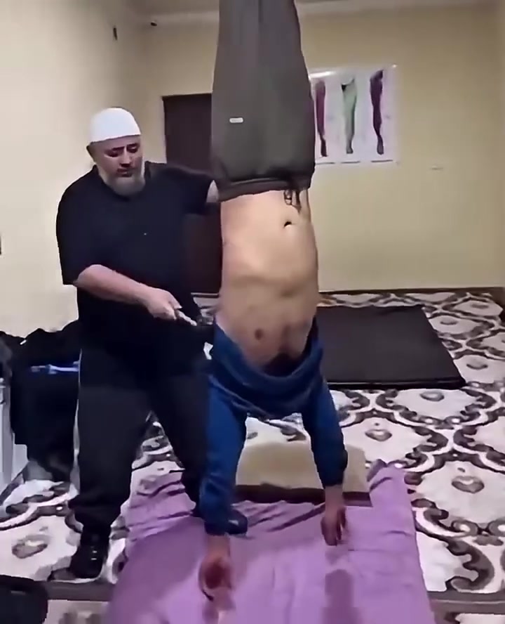 #علئ بركة الله تم #افتتاح عيادتنا الطبيه  لمعالجة الفقرات
#العنوان_صناعي النجف #البلوك الثالث مقابيل #ليث_الشاعر 
#سمكري فقرات، شرط ترجع عالبارد أحسن من قبل
