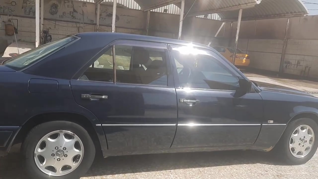 جديد وبلادي رقم بغداد اليعر من الاخير ٧٠ قفل
ترايك ٢٠٠ شرط ملاحضات بصيطه كلش بيه 
شلعه شك الكاع المكان ناصريه سوك الشيوخ 
***********
