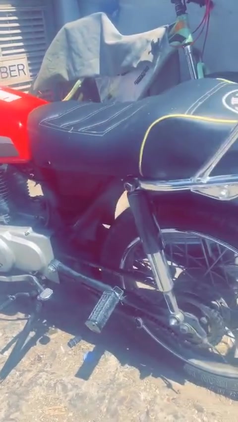 سڵاوی خواتالێــ بێـــت ئەم ماتۆڕەمان هەیە بۆ فرۆشتن intenez دوو نوکتە عەسڵ عەسڵ ماتۆڕەکە مۆدێلی ٢٠٢٥ شتی جوان و بەقوەت مەکینە کەپس بێ عەیبوو عار لە هیچ شتێکی کەم نیە ڕۆن و دوکەڵ سەوت بەشەرت ماتۆڕەکە سعری ٣٦٠ هەزار و تۆزێ معامەلە ئەگەر کڕیاری چات بکە یان ژمارەی تەلەفون *********** خۆشەویستن♥️
