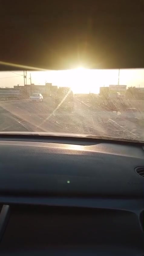 السلام عليكم ورحمة الله وبركاته، قطعة أرض للبيع التفاصيل داخل المقطع زراعي سند ٢٥ جربوعيه الثانيه قرب المستشفى الألماني قرب المجمع لؤلؤ ساوه شارع علي الضاهر، المساحه ٥٤٩ الاستفسار انتصال عل الرقم الموجود *********** مداور ثاني يوم واذا تريد نص منها عادي
