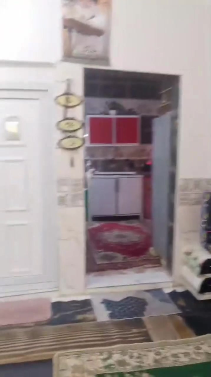 يا الله  بيت زراعي للبيع مساحه110متر السديناويه شارع المرطبات 
يبعد عن شارع الرئيسي 20متر   كامل الخدماتبناء جديد 
 تفاصيل البيت غرفه ومطبخ وصاله واستقبال وحمام داخلي السعر 47وبي مجال 
للاستفسار ***********

      _______________________________
عندك #بيت للبيع او #للايجار دزلي تفاصيله وسعره ع الخاص بيع وإيجارات سريعه ان شاء الله والتسهيل من الله / تفضلوا خاص اوالاتصال على الرقم التالي 
      _ _ _ _ __***********_ _ _ _  __
                 مكتب الـسـلام للعقار
