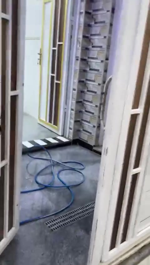 بيت • درجة أولى • قرب مدرسة الحدباء