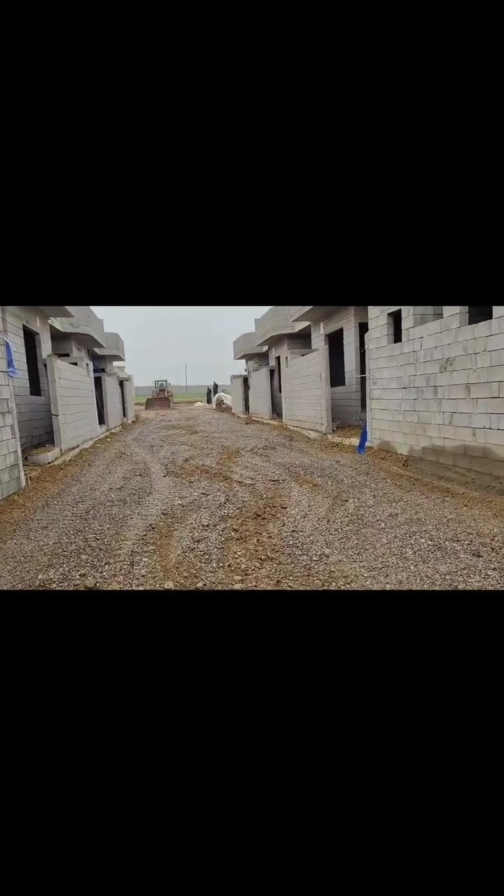 بيع مستعجل هياكل عدد سته القوسيات قرب المدرسه الصينيه مساحه كل هيكل 110 امتار مربع الهيكل الواحد يتكون من غرفتين نوم هول استقبال مطبخ مشتملات خارجي وداخلي اساس با بادلو تسليح حديد المنطقه دخلت بلديه خدمات ماء كهرب خدمات كامله المنطقه دخلت بلديه بالكامل وصل تمليك سند زراعي 25 حق التصرف موقع الهياكل درجه اولى بنص البناء يبعد عن المدرسه الصينيه 600 700 متر تقريبا سعر الهيكل الواحد 24 مليون وبي مجال قليل جدا للاستفسار الاتصال على الرقم او واتساب
***********
***********
بيع مستعجل هياكل عدد سته القوسيات قرب المدرسه الصينيه مساحه كل هيكل 110 امتار مربع الهيكل الواحد يتكون من غرفتين نوم هول استقبال مطبخ مشتملات خارجي وداخلي اساس با بادلو تسليح حديد المنطقه دخلت بلديه خدمات ماء كهرب خدمات كامله المنطقه دخلت بلديه بالكامل وصل تمليك سند زراعي 25 حق التصرف موقع الهياكل درجه اولى بنص البناء يبعد عن المدرسه الصينيه 600 700 متر تقريبا سعر الهيكل الواحد 24 مليون وبي مجال قليل جدا للاستفسار الاتصال على الرقم او واتساب
