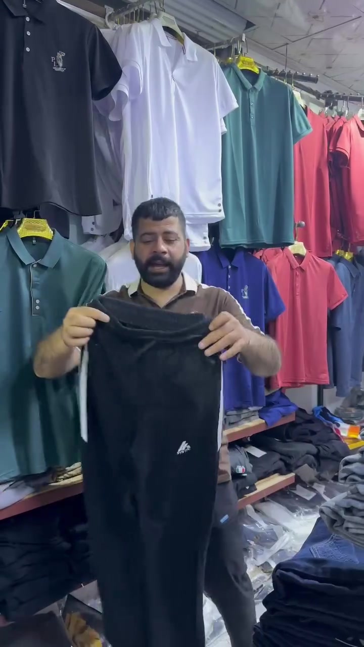 🔥 عرض خاص من محل حيدر بكار 🔥
📅 ليوم الاثنين فقط!
🎥 تابع الفيديو وشوف العروض والتفاصيل 👀🔥
📍 العنوان: شارع النخوة، قرب ماركت بازار للعائلة
📌 قرب دائرة الأمن الوطني
📞 ***********
🛍️ حيدر بكار — عروض مستمرة وأسعار مميزة
