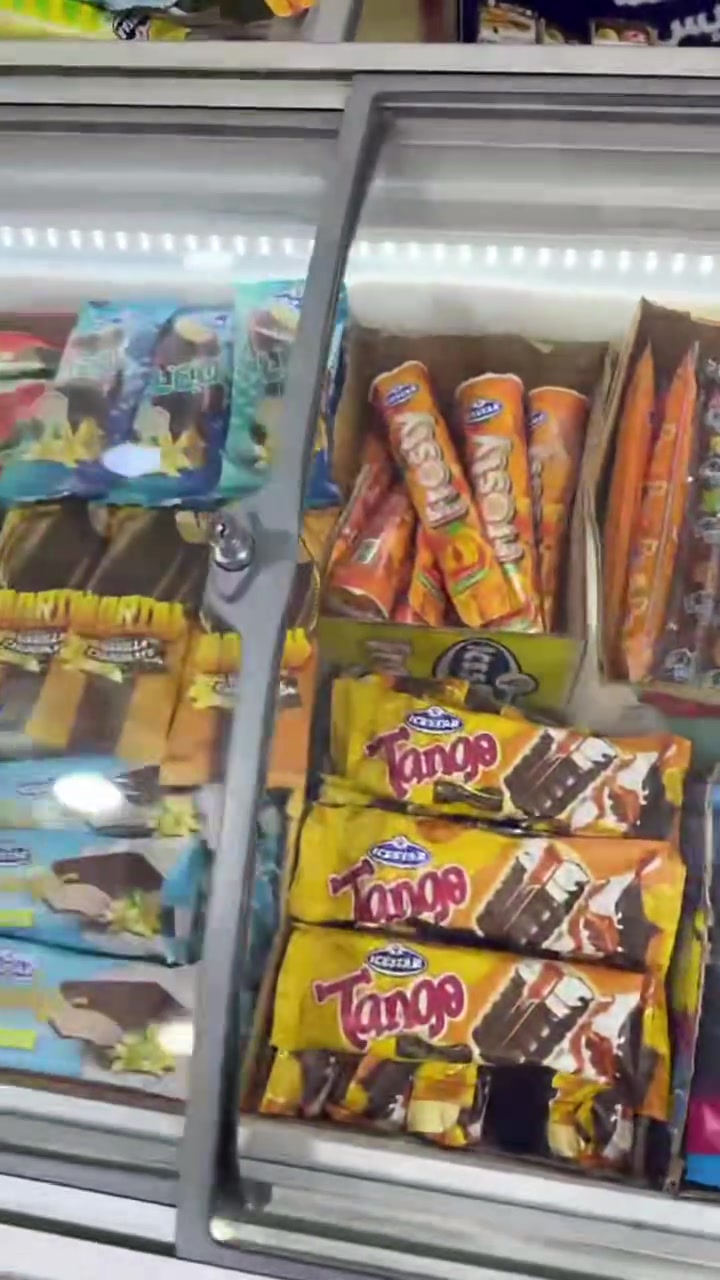 🍦✨ مندوبي قاطع الكرخ – آيس ستار ✨🍦

تشكيلة واسعة من المثلجات متوفرة الآن وبأسعار مناسبة وجودة مميزة ❄️🔥

🔹 آيس كريم قمع بمختلف النكهات
🔹 ساندويچ آيس كريم
🔹 أكواب عائلية وفردية
🔹 مثلجات وعصائر مجمدة متنوعة
🔹 توفر مستمر وخدمة توزيع سريعة

📍 مندوبي قاطع الكرخ جاهزين لتجهيز المحلات والأسواق بأحدث عروض ومنتجات آيس 
#آيس_ستار #مندوبي_الكرخ #توزيع_الكرخ #مثلجات #آيس_كريم #عروض_الكرخ #تجهيز_المحلات #العراق 🇮🇶🍨
