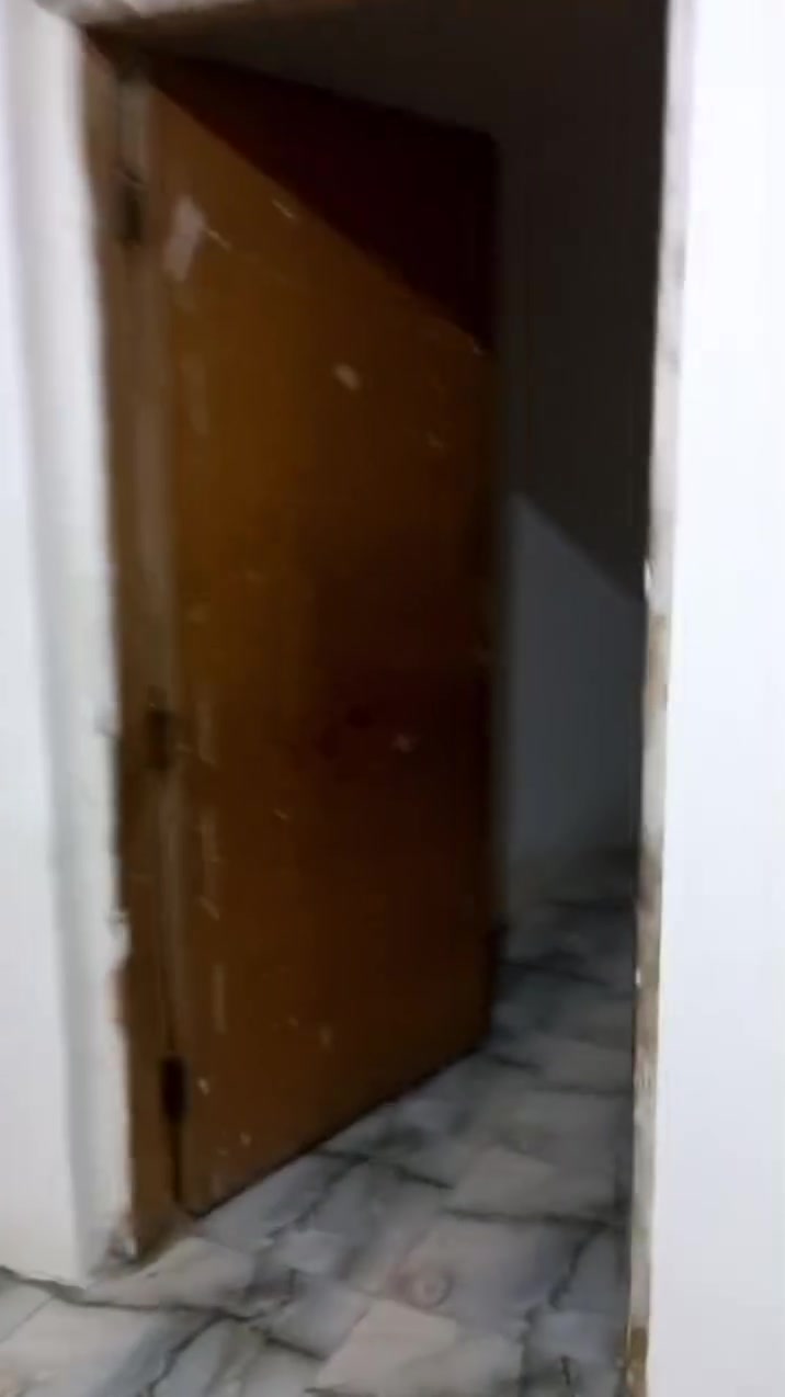 سلام عليكم طابق ثاني بميكانيك بميكانيك غرفتين نوم ومطبخ وصاله وخدمات سعر 400
ملاحظه //يرهم لطلاب او الواىل 
***********
عرض 235
