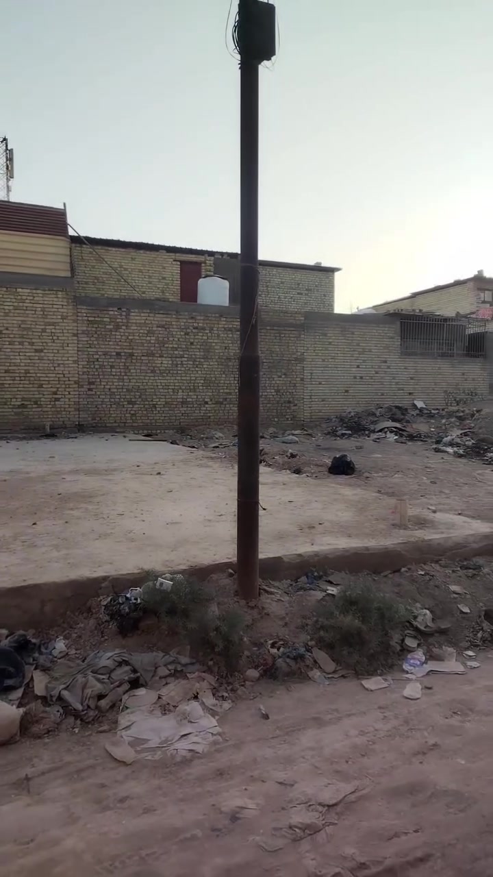 كاع للبيع مكان البلديات ضباط ثانيه زراعي خلف معسكر ١٠٠ متر السعر ٤٣ مليون ***********
