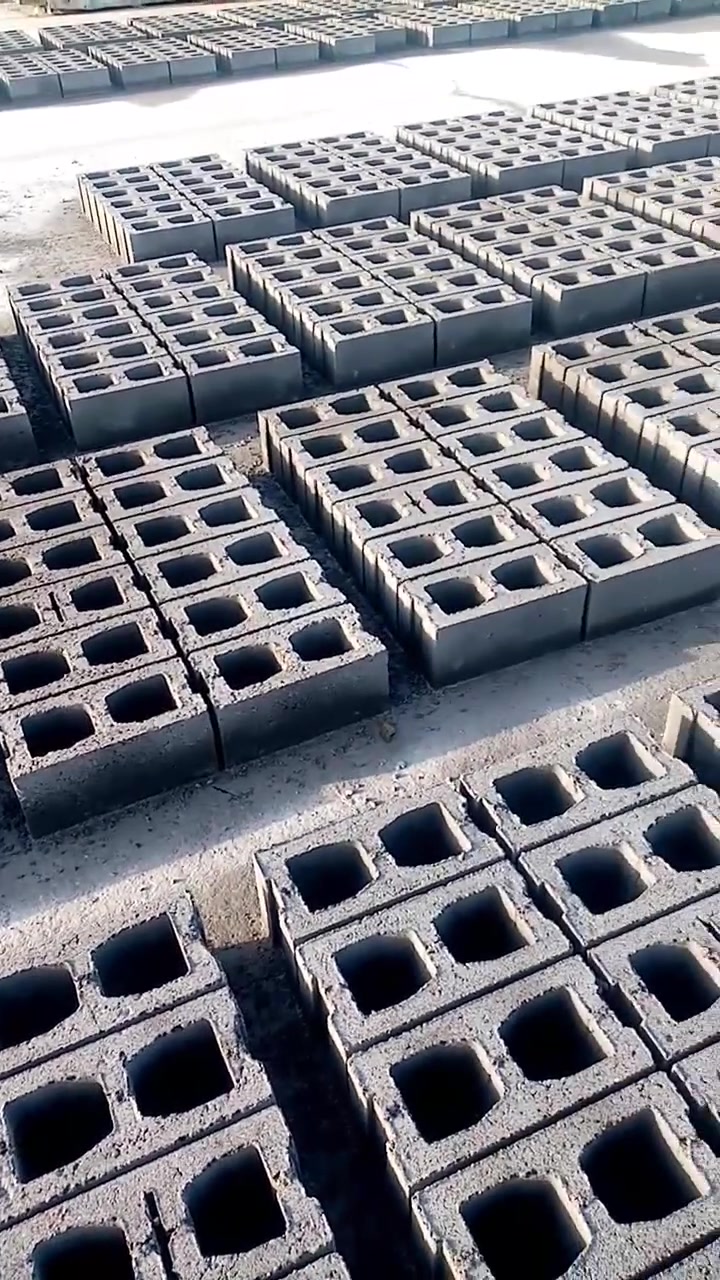 موزع بلوك الفلوجه الرئيسي ابو 12ابو 15 ابو 20 الاتصال الارقام *********** /***********
