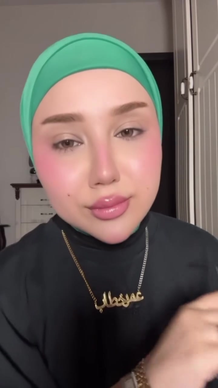 متوفر في كوزمتك يلدز سبع قصور قرب المركز ***********
