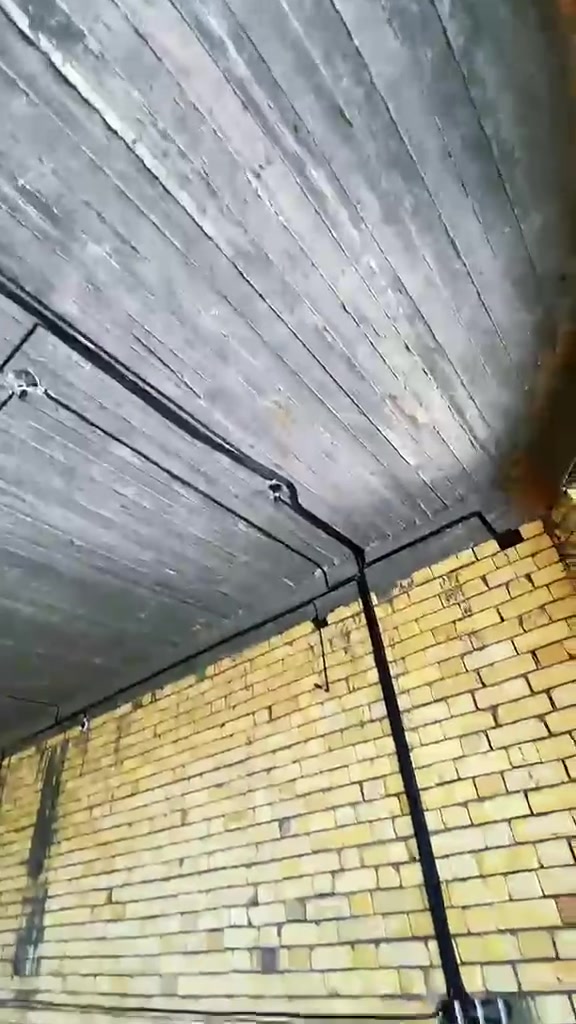 تأسيس كهرباء احترافي ⚡️
تنفيذ تأسيس كهربائي للبيوت بأعلى دقة وجودة، باستخدام أسلاك سيمنز ومواد مختارة بعناية، مع توزيع النقاط الكهربائية بشكل عملي وآمن 🔌🏠
✅ تأسيس مرتب ودقيق
✅ توزيع مدروس للنقاط
✅ جودة في التنفيذ والمواد
✅ التزام بالمواصفات والأمان
📞 للحجز والاستفسار: ***********
📲 Instagram: @sajad.y.313
ال ياسين للتأسيسات الكهربائية والصحية ⚡️🔧
