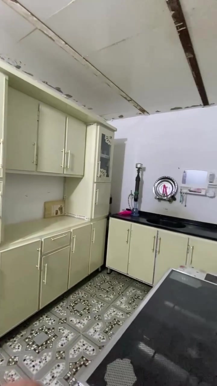 سلام عليكم 🏠بيت تجاوز البيع الموقع حي الوحده  ‏هو والأثاث *********** متواجد وتساب
