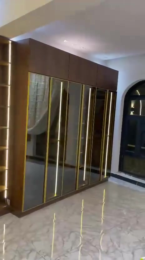 شوف الجمال
اي واحد يريد غرفه نوم يراسلني*********** فقط واتساب
