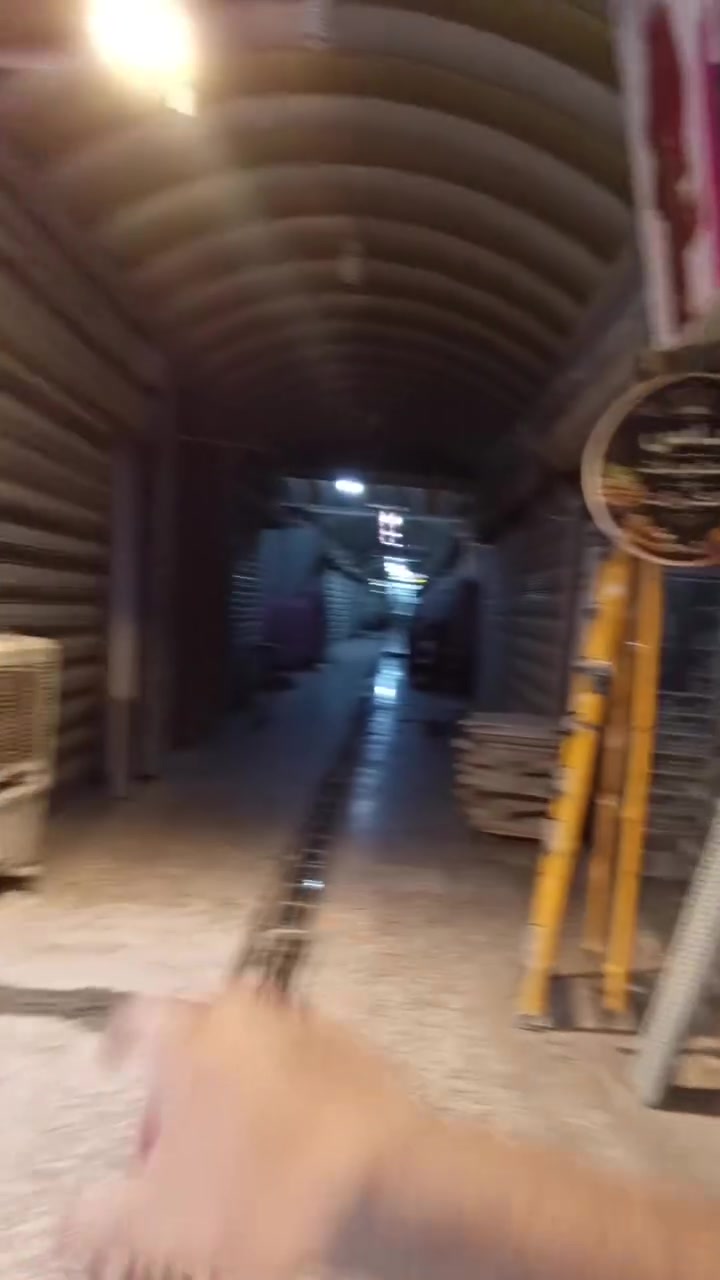 بسم اللّٰه وعلى بركة اللّٰه غدآ السبت ان شاء اللّٰه أفتتاح دجاج مزارعنا /دجاج حي عراقي مذبوح على الطريقة الأسلامية .
الأسعار
كيلو أفخاذ دجاج ٤٥٠٠ ألف 
دينار كيلو اجنحة ٤٥٠٠ ألف دينار
كيلو صدر دجاج ٥٥٠٠ ألف 
دينار كيلو كبدة ٤٠٠٠ ألف دينار
كيلو حواصل ١٠٠٠ ألف دينار
هاتف ***********
عنوان بغداد سوق الثعالبة مقابل كوزمتك حيدر وأمير .
