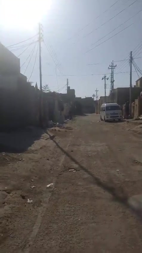 سلام عليكم بيت مساحه 130متر للبيع 
العوفيه شارع حسينيت الرسول 
السعر واتساب ***********

