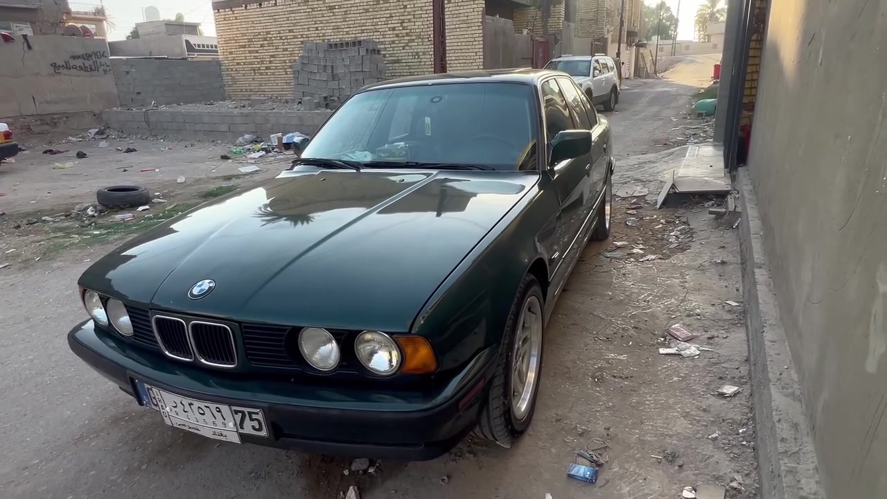 البيع بي ام موديل91 525 مسكر عدل وتماتيك فتحه طكتين تبريد قطعتين ثلج تخم ويل m تخم تاير جديد صدر مامي خلفي كير محرك مكفول السياره جديده كامله رقم بغداد بسمي هزه جديده سنويه جديده ثاني يوم تحول سعره 59 بيه مجال *********** كشنات جلد كهربائي
