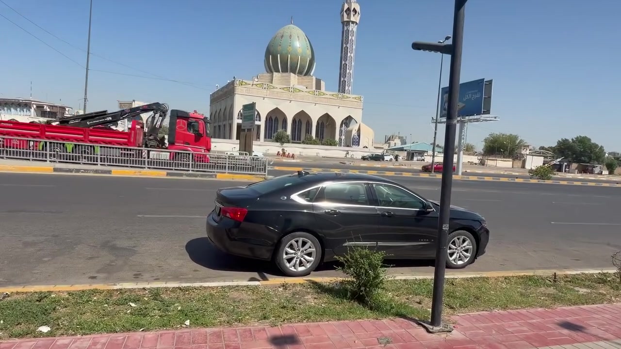 سلام عليكم
امبالا 2018 
***********
فول بس مو سلايت
محرك اكاديا
مواصفات Le plus
كشن جلد
لايتات زرع عدسات شرط نهار
تبريد قطعتين 
كروز سرعه
كشتات كهرباء
نظام ايكو
حساسات خلفيه
باب ترحيب
قاصه
كار بلي
بصمه 5 
باسمي تريد تحويل تريد وكاله
دفتر بنزين بيها
حادثها جاملغ وبنيد مكان السياره كركوك السعر ١٤٠ وبيها مجال كلش قليل حك الجيه
