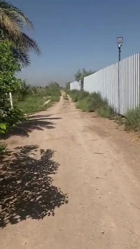 13دونم طابوو سند 25 سند مشاع واجهيه 120متر ماء فول سيف شتاء كهرباء اسأله ماء كامرات شاليه كافت وسأل الراحه بستان زراعه جديده بنواعه برحي شارع المطار الصويره للاستفسار على رقم ***********
