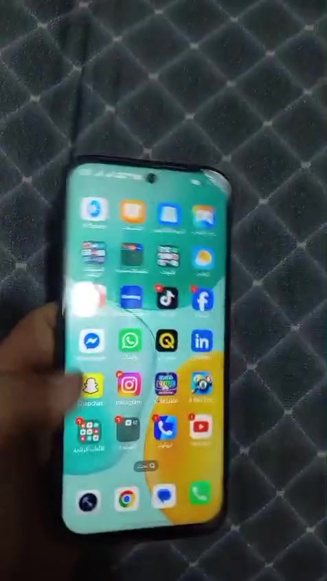 سلام عليكم من رخصة الأدمن جاهز هونر مستعمل نظيف صارله شهر وشويه اخو جديد لا مفتوح ولا مبدل بي شي تليفون عارضه 175 وبي مجال شويه
(((عنواني بغداد حسينيه مال راشديه))) *********** وات ساب 
 اني مكلف بل نشر صاحبه متوازي ع بيعته عنده مرضه
