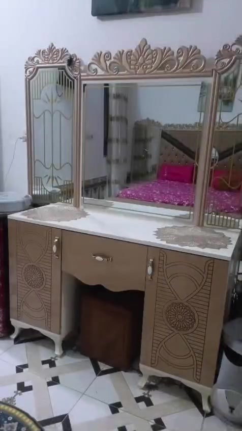 غرفه تركيه اصليه سعر مليون ونص بيها مجال مكان الإسكان الصناعي
