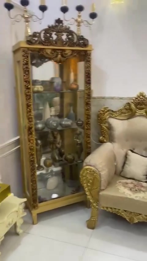 السلام عليكم
بيت للبيع المساحة ٢٢٠ سند بناء حديث نظام تركي
يحتوي على ٣غرف نوم وصحيات داخلية وخارجية وطابق ثاني وباقي تفاصيل داخل الفيديوات
السياحي العتايج اول منطقة بالسياحي قريب على الشارع العام الجيران ذهب وناس طيبه السعر (١٣٠ مليون) للاستفسار واتساب (***********)
