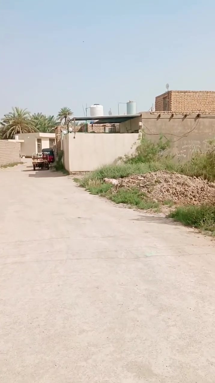 السلام عليكم (بيت للبيع) زراعي السديناويه خلف الجسر 

الشارع المقابيل مدرسة التعاون المتوسطه 

بيت كامل بناء 100 متر غرفتين وصاله ومطبخ وحمامات  

بناء (فرمستون عكاده)  بيت بناء حديث   كامل سيراميك صبغ كهرباء ماي بيت كامل 
 
 للاستفسار الاتصال او مراسلة الرقم ( *********** ) 🌹🌹 @إشارة

