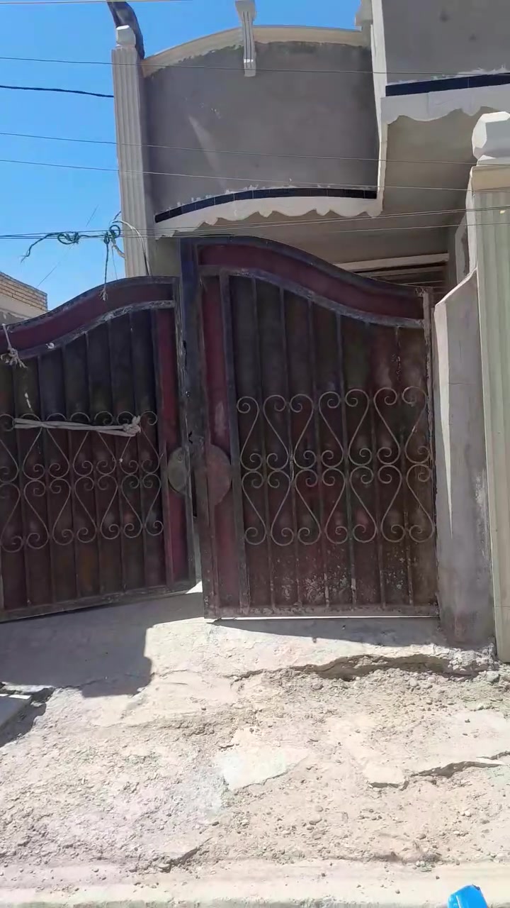 بيت البيع مساحت ١٥٠قريب عليه سيدمنذرسعرسعر١٢٠وبي مجال ***********ابومصطفى

