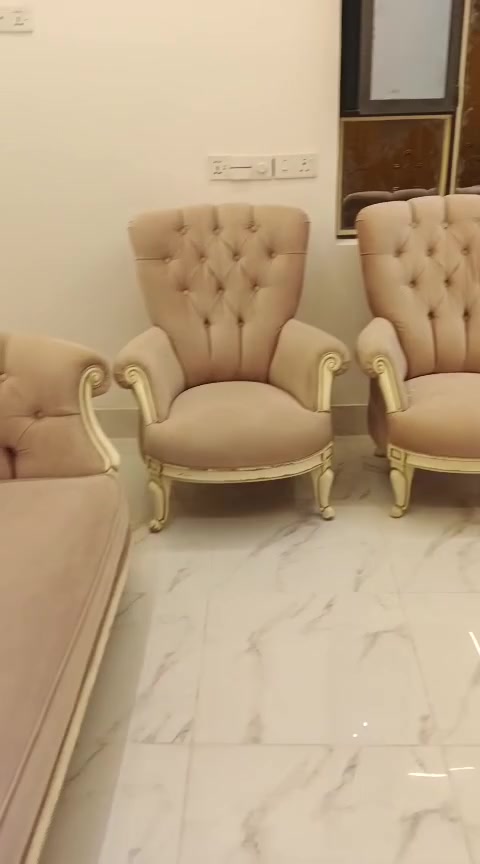 تخم تركي 8 مقاعد سعره 350 
الرقم ***********
