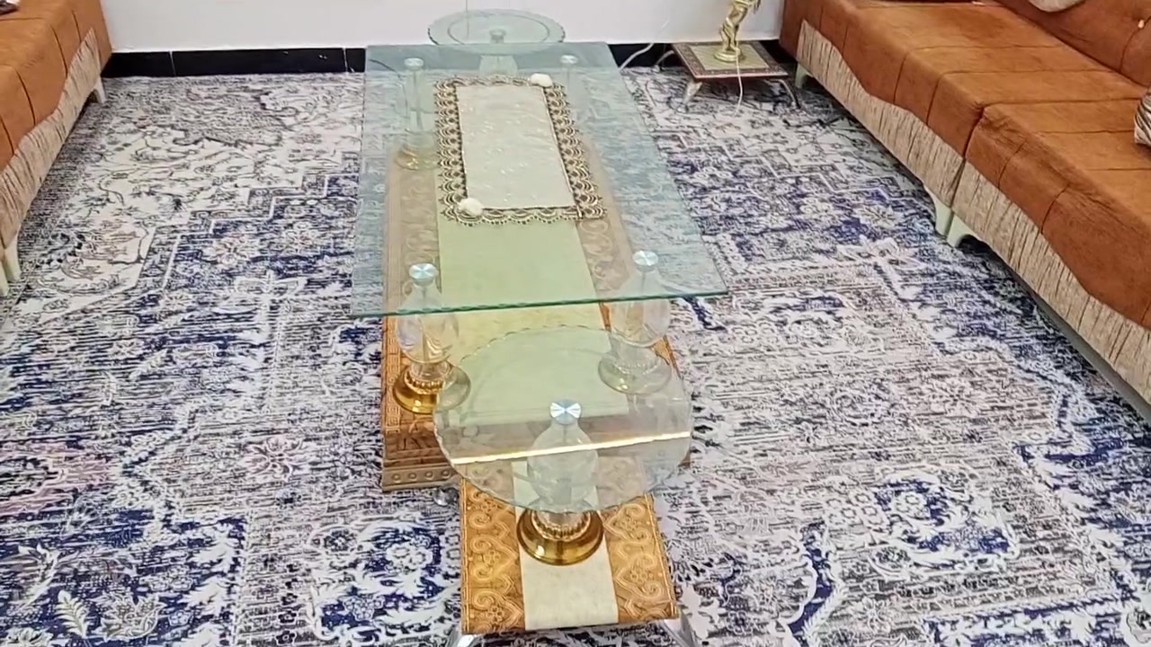 قنفات للبيع سعر 350 الف بصره ابي الخصيب ***********
