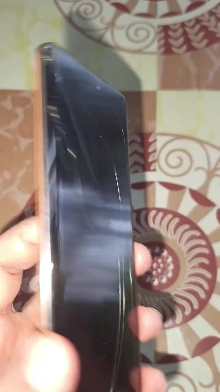 اللبيع جهاز هونر اكس 9سي كما موضح فل فيديو اضرار شاشه وجهاز فول وسعر خاص ويلي يريد يستفسر عنه اكثر يراسل الحساب او يتصل على رقم هاذه ***********
