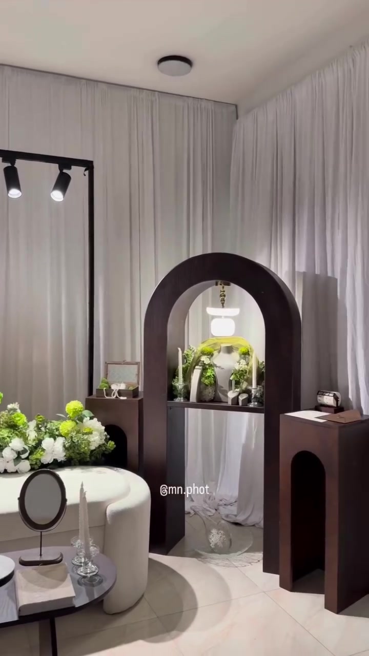 تنفيذ كوشة خشب حسب طلب الزبون.
اللي يريد يتميز بعملة يتفضل يتواصل ويانه
***********
